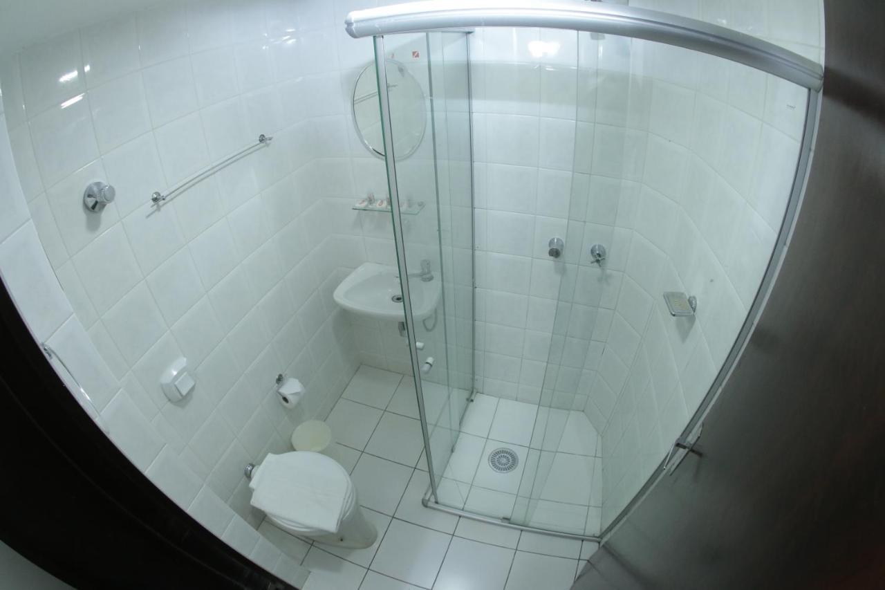 Esquina Batel - Hotel Economico Куритиба Экстерьер фото