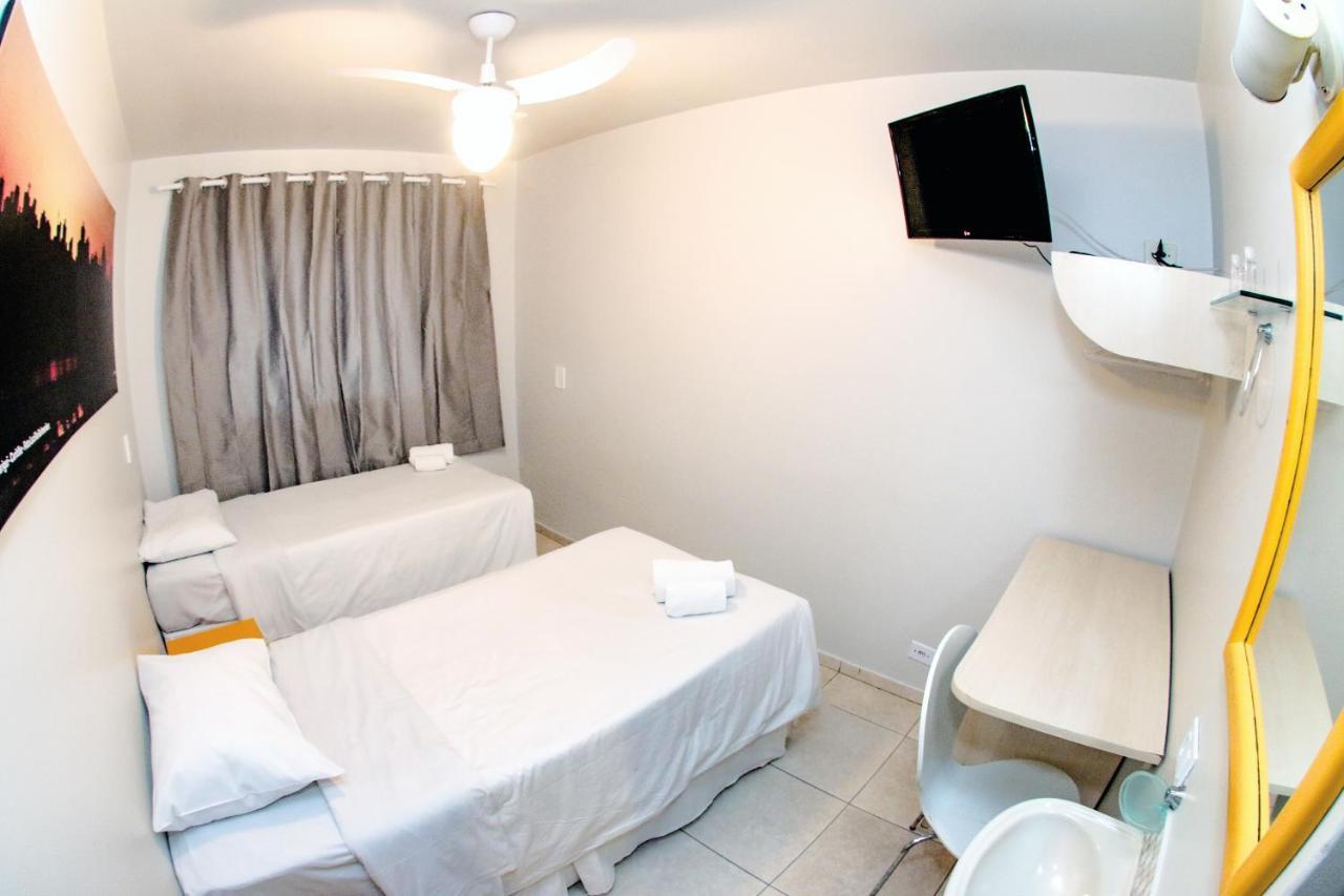 Esquina Batel - Hotel Economico Куритиба Экстерьер фото