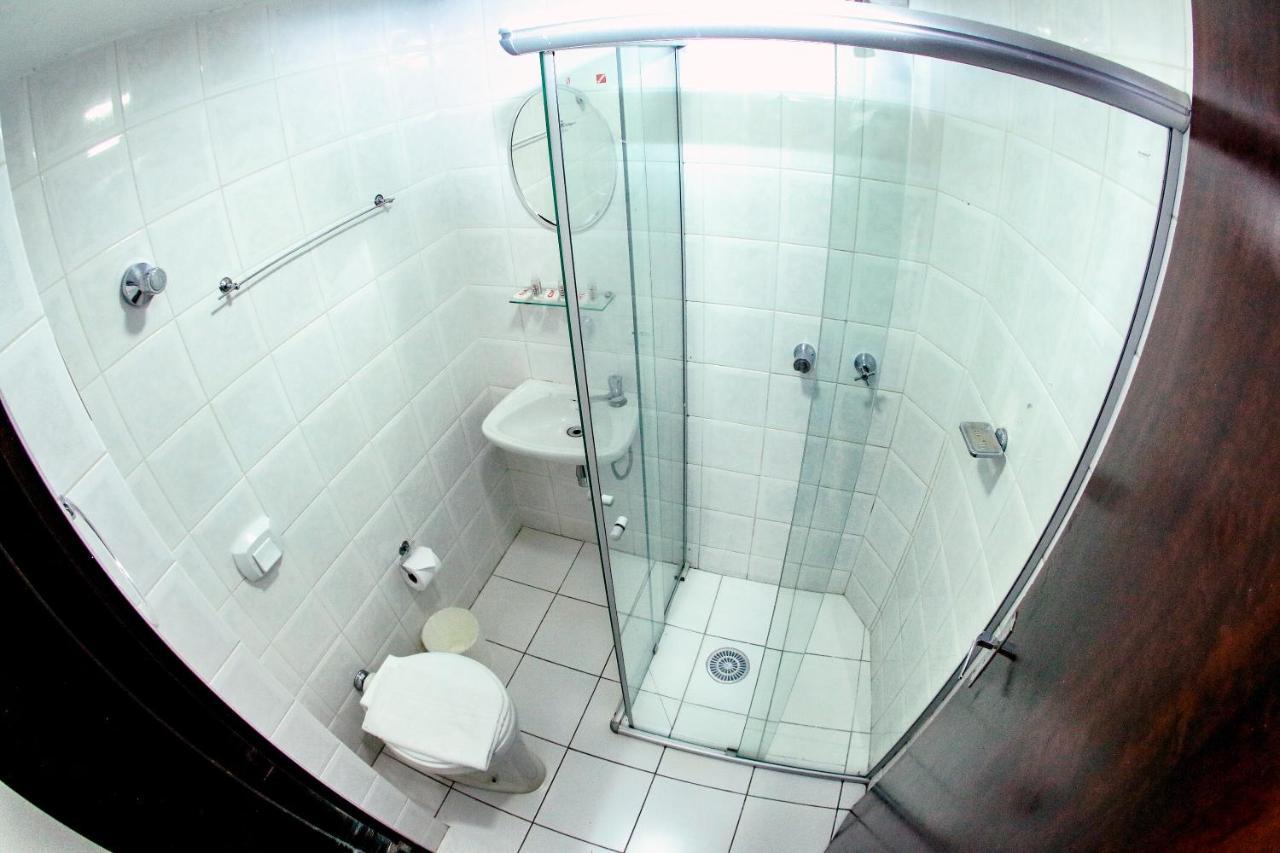 Esquina Batel - Hotel Economico Куритиба Экстерьер фото