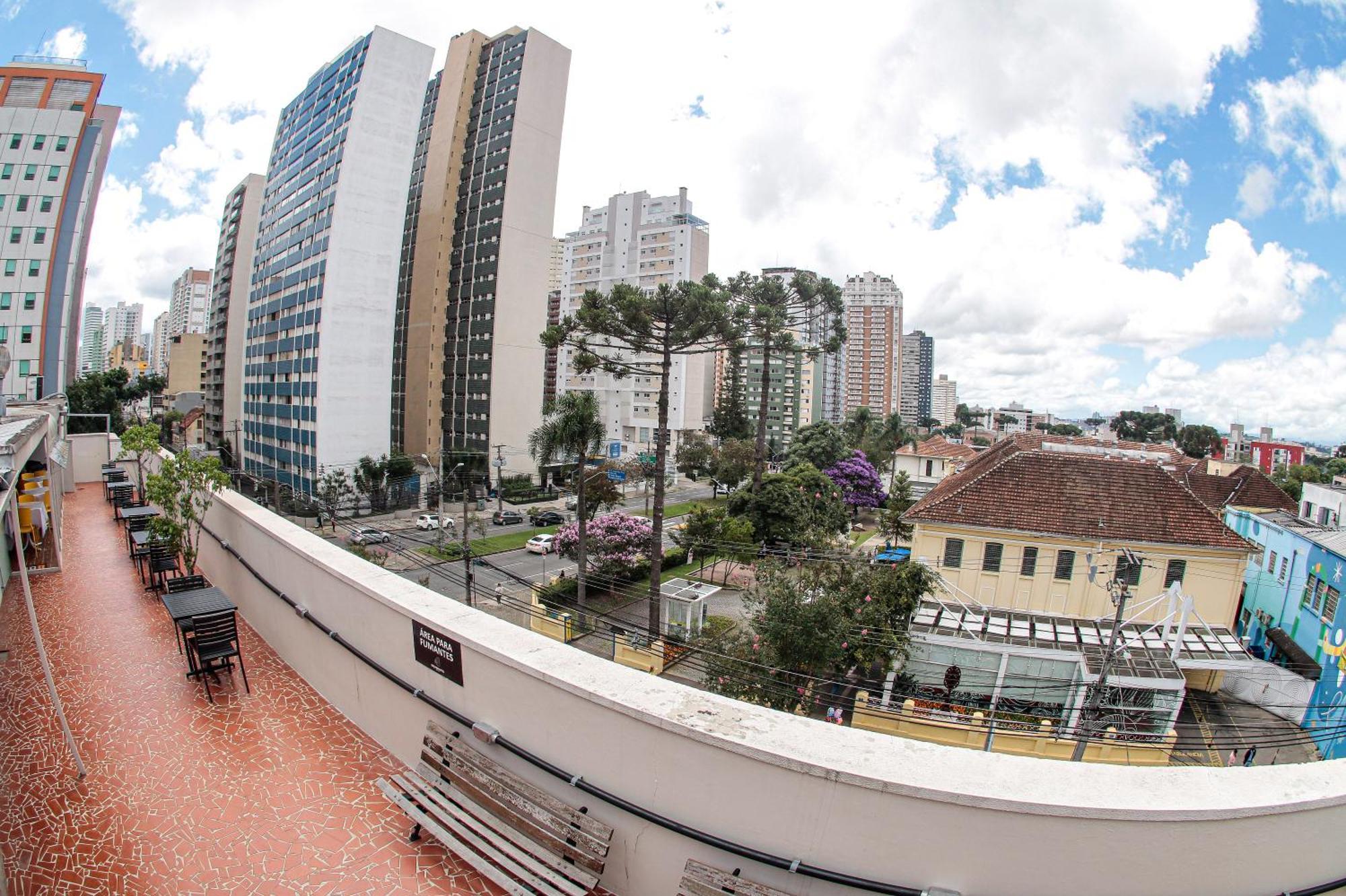 Esquina Batel - Hotel Economico Куритиба Экстерьер фото