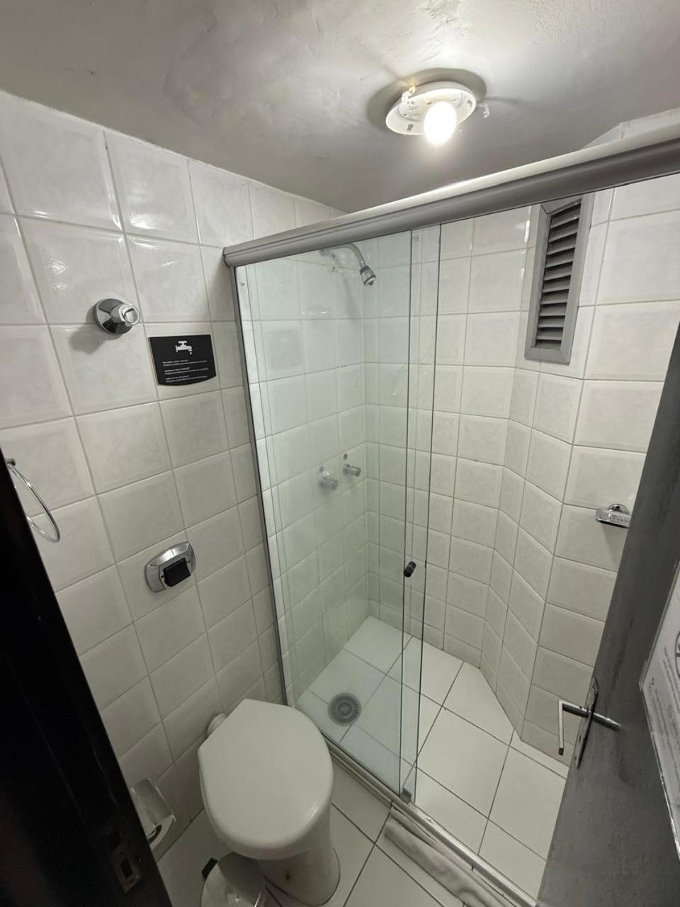 Esquina Batel - Hotel Economico Куритиба Экстерьер фото