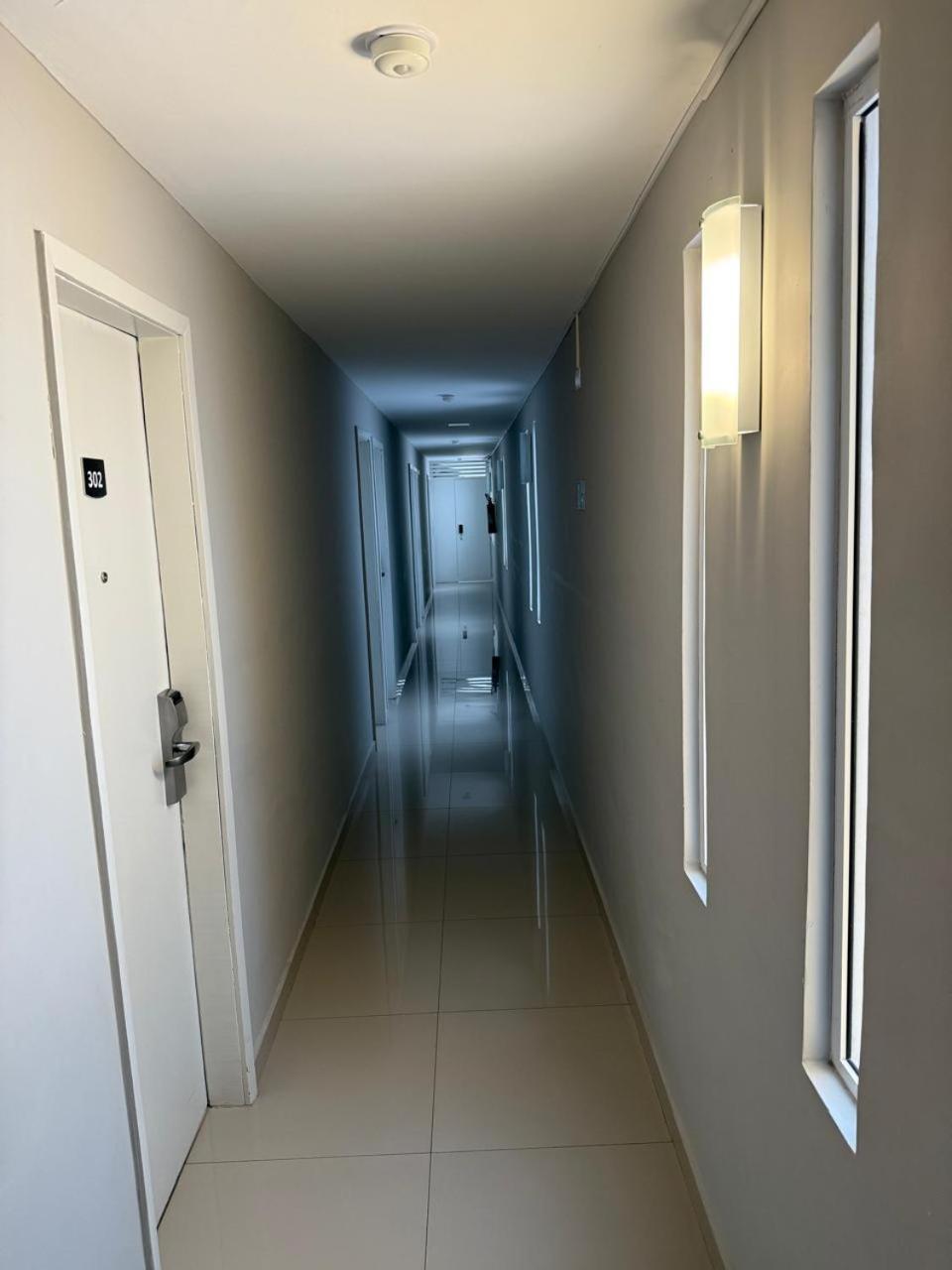 Esquina Batel - Hotel Economico Куритиба Экстерьер фото