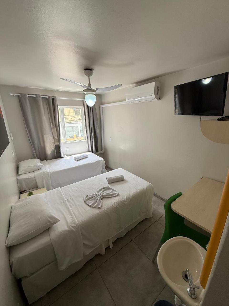 Esquina Batel - Hotel Economico Куритиба Экстерьер фото